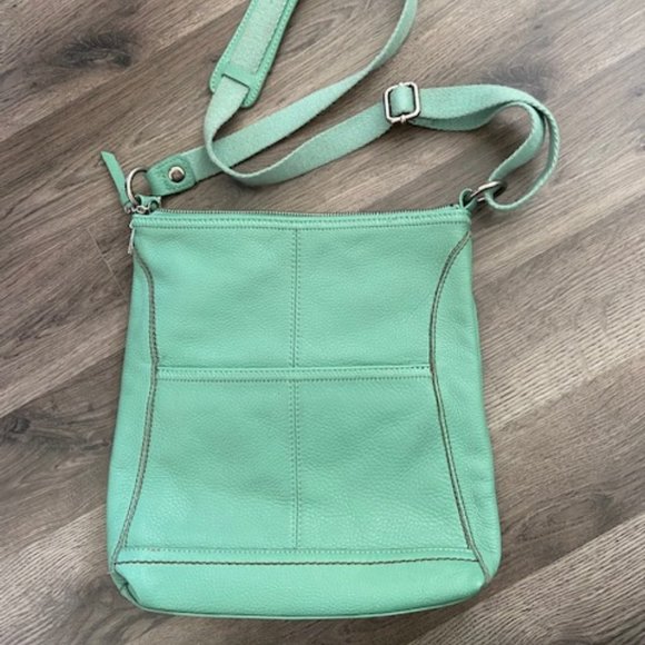 The Sak Green crossbody purse - Picture 5 of 8